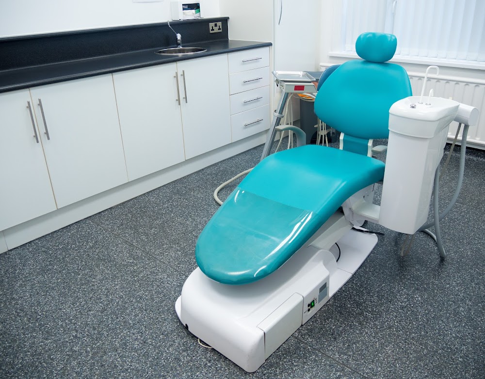 Avenue Dental Centre, Leigh | Wigan