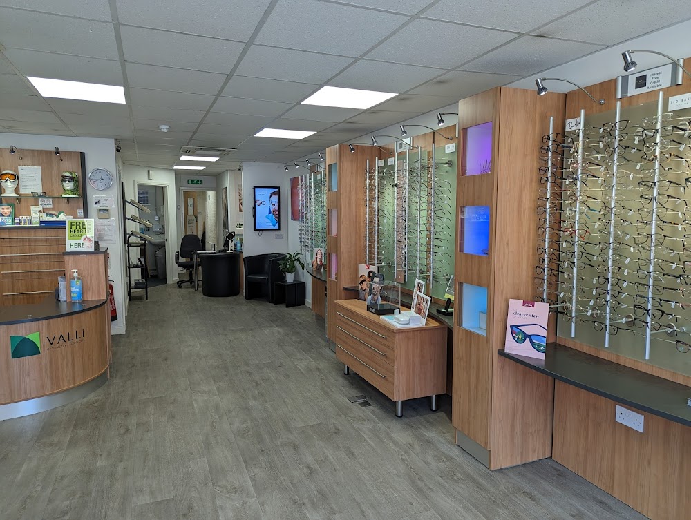 Valli Opticians Hyde (formerly L Mitchell)